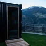 Hittli 1065 Tirol Sauna Garden Wifi Guest Card シャレー フリース